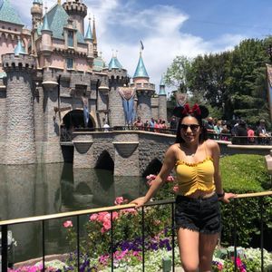 Meet your Posher, Deborah